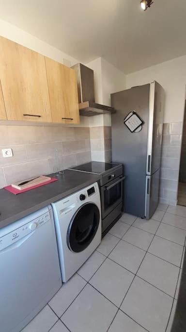Appartement Lumineux Et Central Propriano  Exterior foto